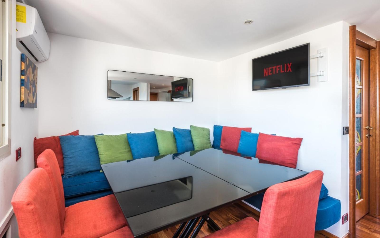 Vaticano-metro A, Penthouse With Ac, Wi-fi E Netflix Apartment