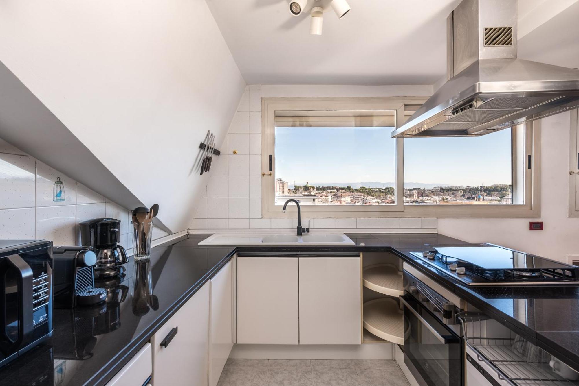 Vaticano-metro A, Penthouse With Ac, Wi-fi E Netflix